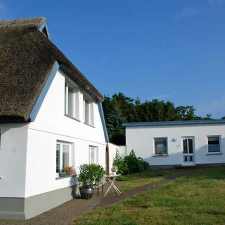 Apartment 4 - Sterne Am Brink Mit Gartenter Und Meerblick Gager