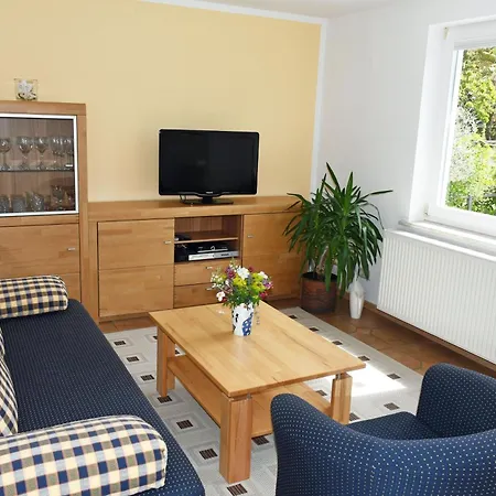 4 - Sterne Am Brink Mit Gartenter Und Meerblick Apartment