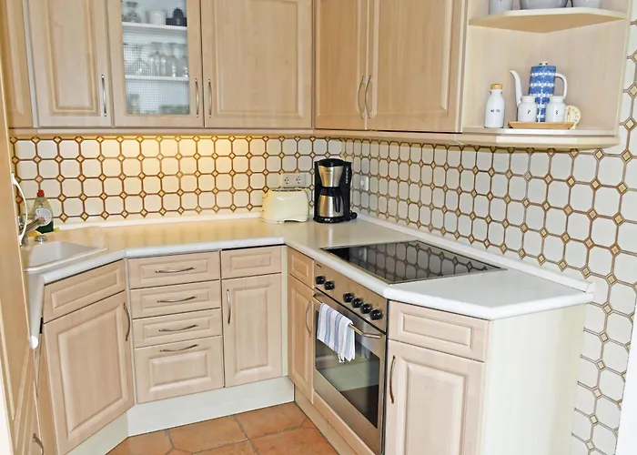 4 - Sterne Am Brink Mit Gartenter Und Meerblick *