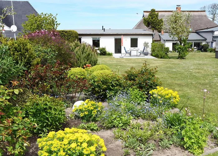 4 - Sterne Am Brink Mit Gartenter Und Meerblick Διαμέρισμα *